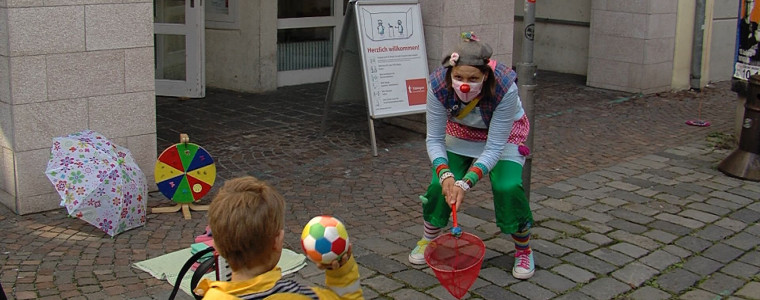 "Clowns im Dienst" erhalten Spende